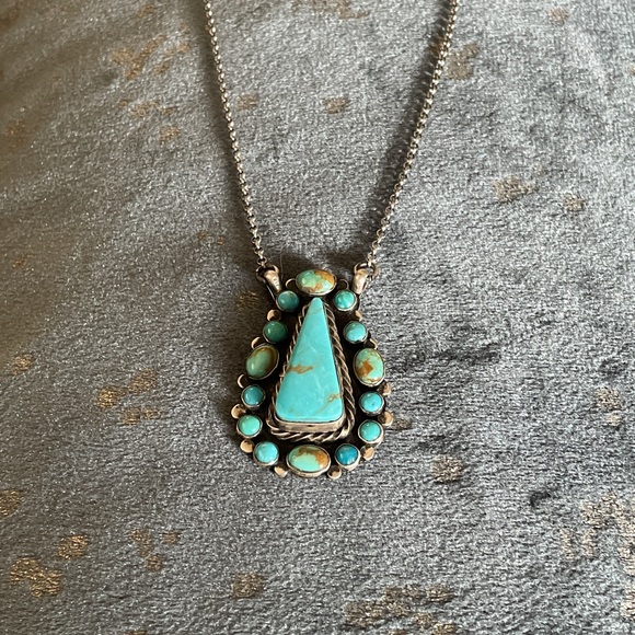 Gorgeous SS Kingman Turquoise Necklace Handcrafted by Donovan Skeets. - Picture 2 of 5